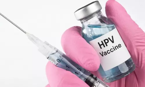 HPV Vaccine: HPV Vaccine: 9-14 ఏళ్ల వయసులోనే హెచ్‌పివి టీకా ఎందుకు వేయించాలి? నిపుణులు ఏం చెబుతున్నారంటే!