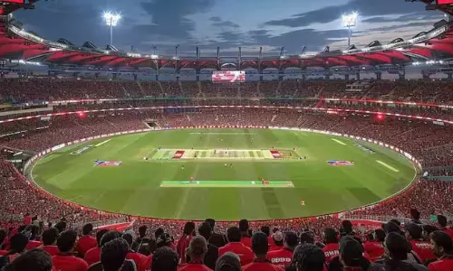 IPL 2026-Chinnaswamy Stadium: ఆర్సీబీ అభిమానులకు శుభవార్త.. చిన్నస్వామిలో లీగ్ మ్యాచ్లు సహా ప్లేఆఫ్స్, ఫైనల్! IPL 2026-Chinnaswamy Stadium: ఆర్సీబీ అభిమానులకు శుభవార్త.. చిన్నస్వామిలో లీగ్ మ్యాచ్లు సహా ప్లేఆఫ్స్, ఫైనల్!