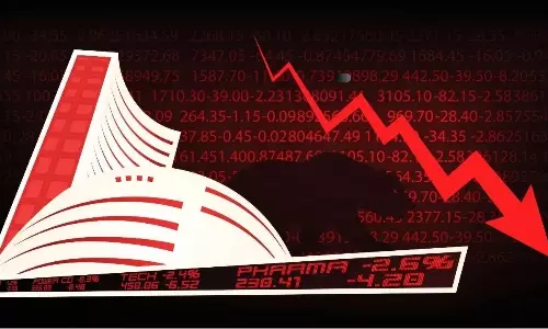 Stock Market Crash: హోలీ పండుగ వేళ భారతీయ స్టాక్ మార్కెట్‌ కుప్పకూలింది.