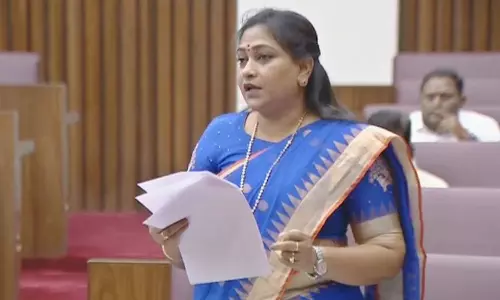 Vangalapudi Anitha: ఏపీ హోంమంత్రి వంగలపూడి అనితకు అస్వస్థత