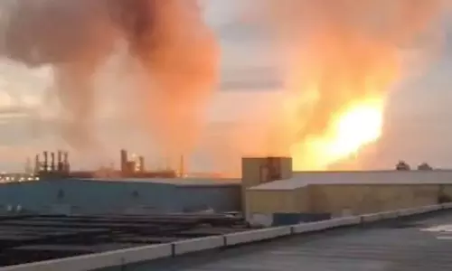 బహ్రెయిన్ రిఫైనరీపై ఇరాన్ డ్రోన్ల వర్షం.. బదులుగా ఇరాన్ యుద్ధనౌకను ముంచేసిన అమెరికా!