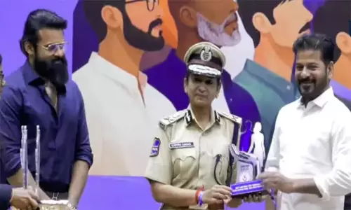 Stand With Her Event: మహిళలకు సీఎం రేవంత్ బంపర్ ఆఫర్.. 1000 ఆర్టీసీ బస్సులకు మహిళలే ఓనర్లు!