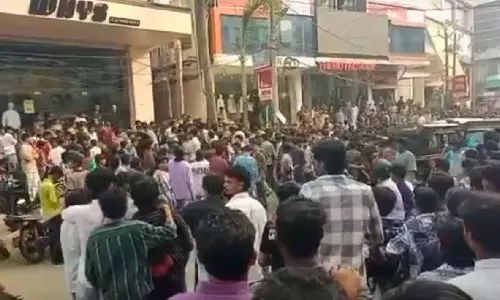 One Rupee Shoe Offer