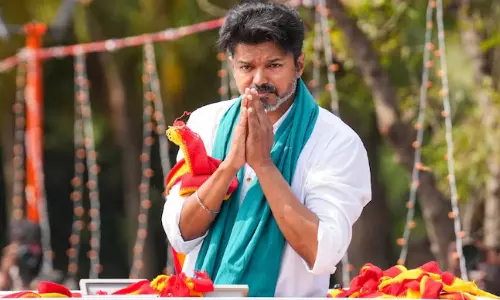 Thalapathy Vijay: TVK పార్టీ అధినేత విజయ్‌కు CBI నోటీసులు