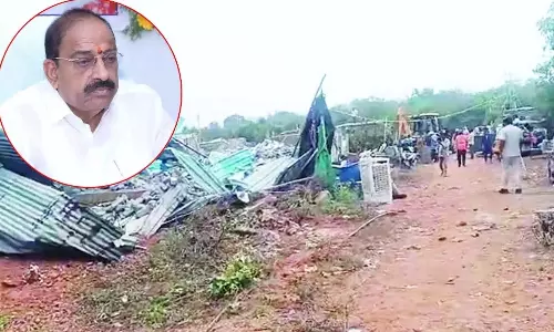 Khammam: ఖమ్మం వెలుగుమట్ల భూదాన్ భూముల బాధితులకు శుభవార్త.  311 మందికి మంత్రుల చేతుల మీదుగా ఇళ్ల పట్టాల పంపిణీ