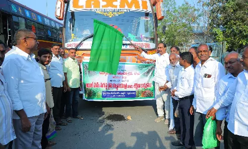 ఆయిల్ పామ్ సాగుతోనే రైతులకు అధిక లాభాలు.. జగిత్యాల ఎమ్మెల్యే డాక్టర్ సంజయ్ కుమార్