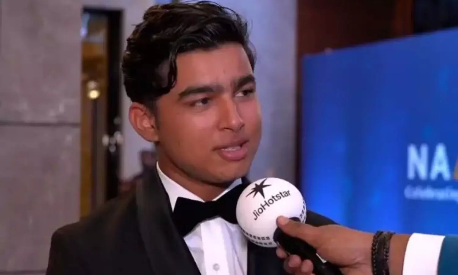 Vaibhav Sooryavanshi: రాజస్థాన్ రాయల్స్కు ఐపీఎల్ కప్ అందించడం, యూనివర్సల్ బాస్ క్రిస్ గేల్ రికార్డును బద్దలు కొట్టడమే తన టార్గెట్ Vaibhav Sooryavanshi: రాజస్థాన్ రాయల్స్కు ఐపీఎల్ కప్ అందించడం, యూనివర్సల్ బాస్ క్రిస్ గేల్ రికార్డును బద్దలు కొట్టడమే తన టార్గెట్