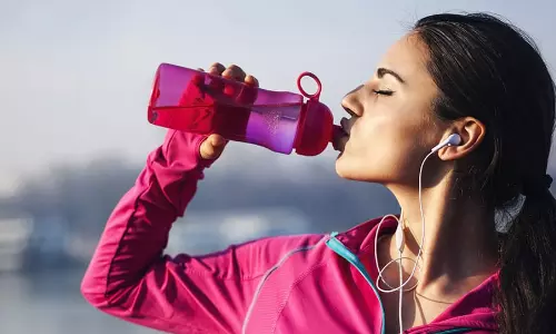 RO Water: ప్యూరిఫైర్ నీరు తాగితే ఆరోగ్యానికి ప్రమాదామా.? ఇందులో నిజమెంత RO Water: ప్యూరిఫైర్ నీరు తాగితే ఆరోగ్యానికి ప్రమాదామా.? ఇందులో నిజమెంత