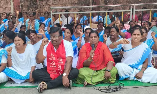 ASHA Workers Protest