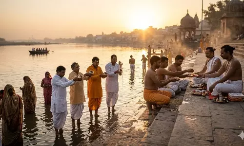 Chaitra Amavasya: ఉగాదికి ఒకరోజు ముందు వచ్చే అమావస్యను తెలుగు రాష్ట్రాల్లో కొత్త అమవస్య