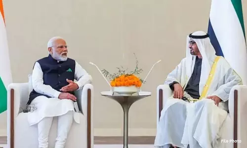 PM Modi: పశ్చిమాసియా యుద్ధ పరిస్థితులపై యూఏఈ అధ్యక్షుడితో ప్రధాని మోదీ ఫోన్ లో మాట్లాడారు.