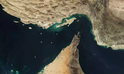 Strait of Hormuz: హెర్ముజ్ జలసంధిపై ఇరాన్ పూర్తి పట్టు సాధించింది.