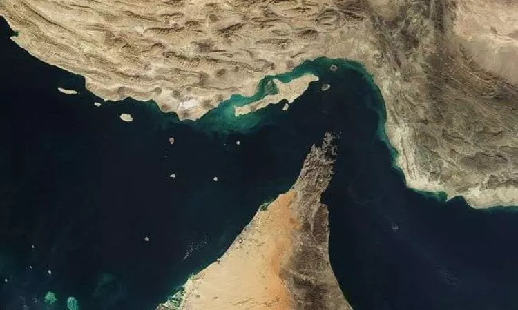 Strait of Hormuz: హెర్ముజ్ జలసంధిపై ఇరాన్ పూర్తి పట్టు సాధించింది. Strait of Hormuz: హెర్ముజ్ జలసంధిపై ఇరాన్ పూర్తి పట్టు సాధించింది.