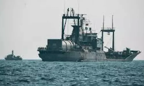 India and Iran: హిందూ మహాసముద్రంలో అమెరికా ముంచేసిన యుద్ధ నౌక