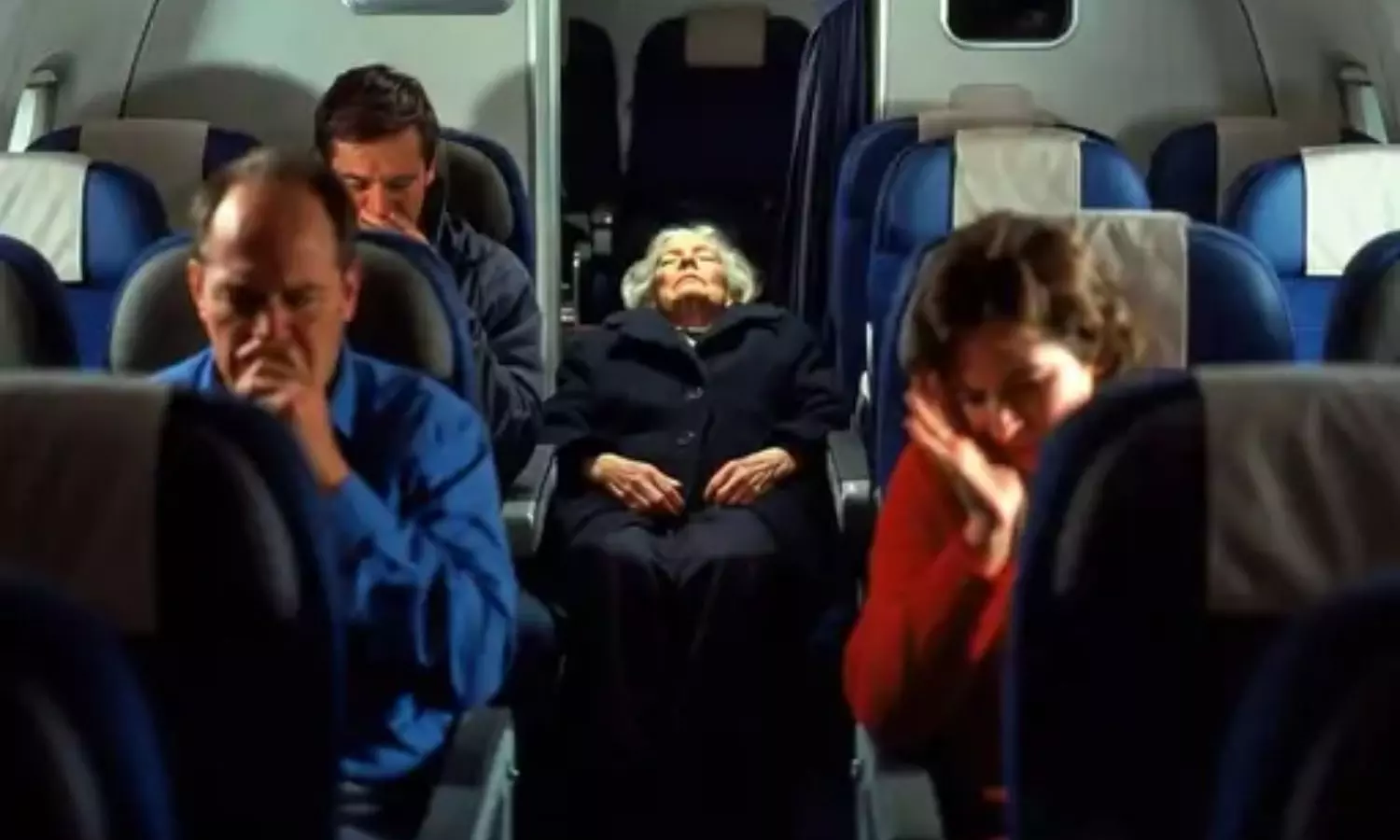 British Airways: హాంకాంగ్ నుండి లండన్ వెళ్తున్న విమానంలో మహిళా ప్రయాణికురాలు మరణించింది. British Airways: హాంకాంగ్ నుండి లండన్ వెళ్తున్న విమానంలో మహిళా ప్రయాణికురాలు మరణించింది.