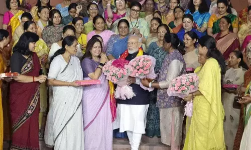 Women Reservation Bill: ఎన్నికల నాటికే 33% మహిళా రిజర్వేషన్ల అమలుకు కేంద్రం సన్నాహాలు