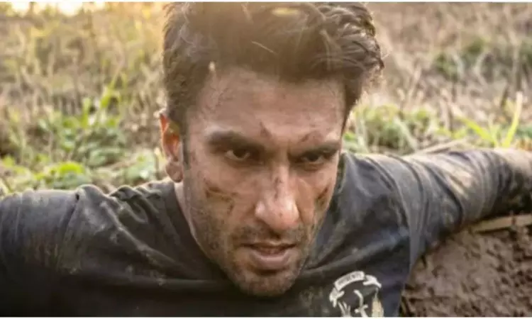 Dhurandhar 2 Week 1 collections: దురంధర్ 2 మూవీ ప్రభంజనం ఇప్పుడప్పుడే ఆగేలా లేదు. Dhurandhar 2 Week 1 collections: దురంధర్ 2 మూవీ ప్రభంజనం ఇప్పుడప్పుడే ఆగేలా లేదు.