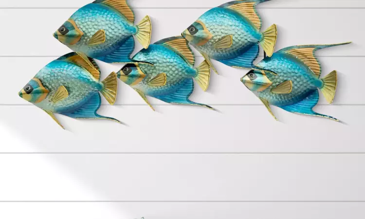 Vastu Tips: ఇంట్లో చేపల పెయింటింగ్ పెడితే ఏం జరుగుతుంది.? వాస్తు ఏం చెబుతోందంటే.. Vastu Tips: ఇంట్లో చేపల పెయింటింగ్ పెడితే ఏం జరుగుతుంది.? వాస్తు ఏం చెబుతోందంటే..