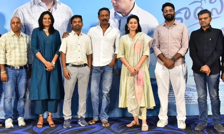 Carmeni Selvam Trailer: మిడిల్ క్లాస్ ఫ్యామిలీస్ కు కనెక్ట్ అయ్యే మూవీ ‘కార్మేని సెల్వం’ Carmeni Selvam Trailer: మిడిల్ క్లాస్ ఫ్యామిలీస్ కు కనెక్ట్ అయ్యే మూవీ ‘కార్మేని సెల్వం’