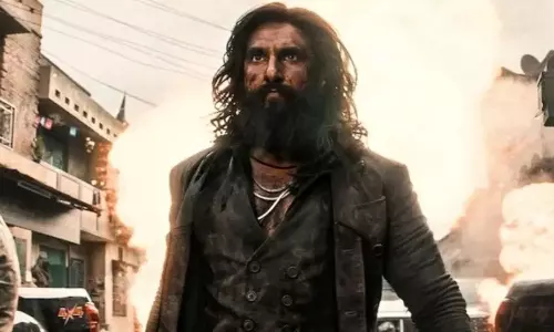 Dhurandhar 2 Collections: బాక్సాఫీస్ వద్ద సంచలనం సృష్టించి కలెక్షన్ల వర్షం కురిపించిన దురంధర్ 2 Dhurandhar 2 Collections: బాక్సాఫీస్ వద్ద సంచలనం సృష్టించి కలెక్షన్ల వర్షం కురిపించిన దురంధర్ 2