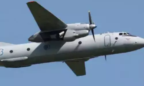 Russia Flight Accident: రష్యాలో ఒక విమానం బండరాయిని ఢీ కొట్టింది