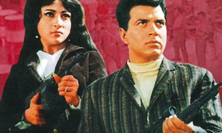 Aankhen Story Aankhen Story