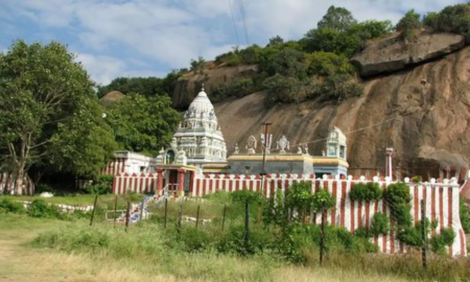 Valeshwar Temple Mystery: వాలేశ్వర్‌ శివాలయం రహస్యం...హనుమంతుడిని ఏమార్చి కాలభైరవుడు ప్రతిష్టించిన శివలింగం