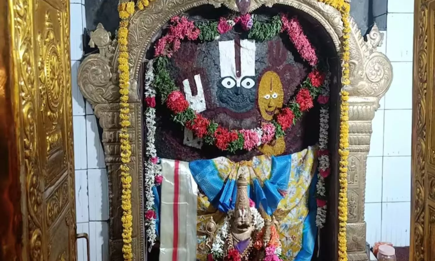 Miracle Temple:సంతోషంతో నవ్వుతూ దర్శనమిచ్చే ఉగ్ర నరసింహుడు...గిరి ప్రదక్షిణ చేస్తే జంటగా మారిపోతారు