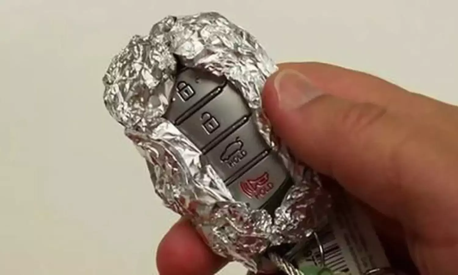 Aluminum Foil Car Key Hack