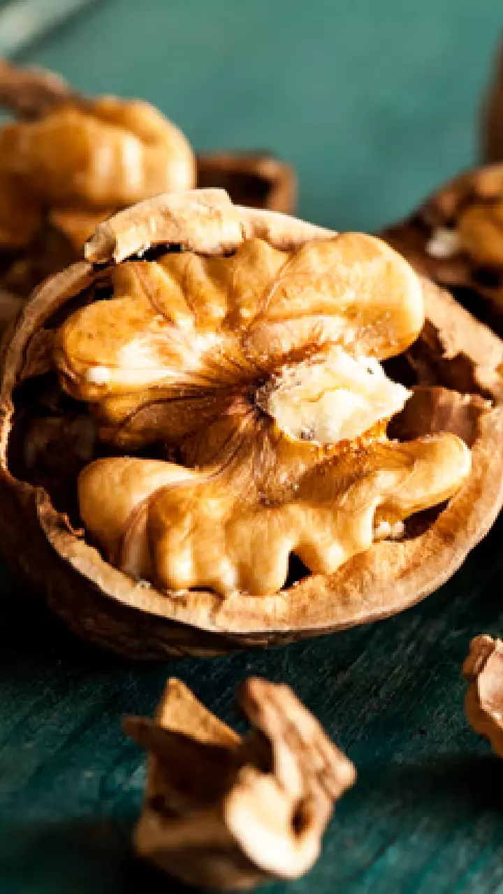 Walnuts : రోజుకు రెండు తింటే చాలు... మెదడును కంప్యూటర్‌లా మార్చే సూపర్ ఫుడ్