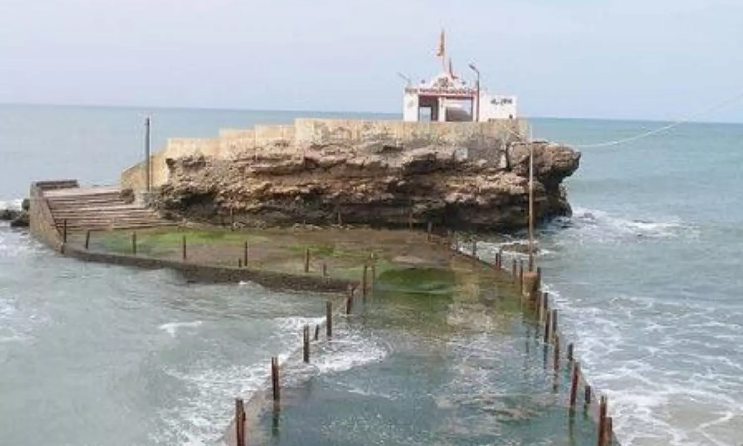 Nishkalank Mahadev Temple: సముద్రంలో మహాశివక్షేత్రం... పాండవుల కోసం దిగొచ్చిన మహాశివుడు