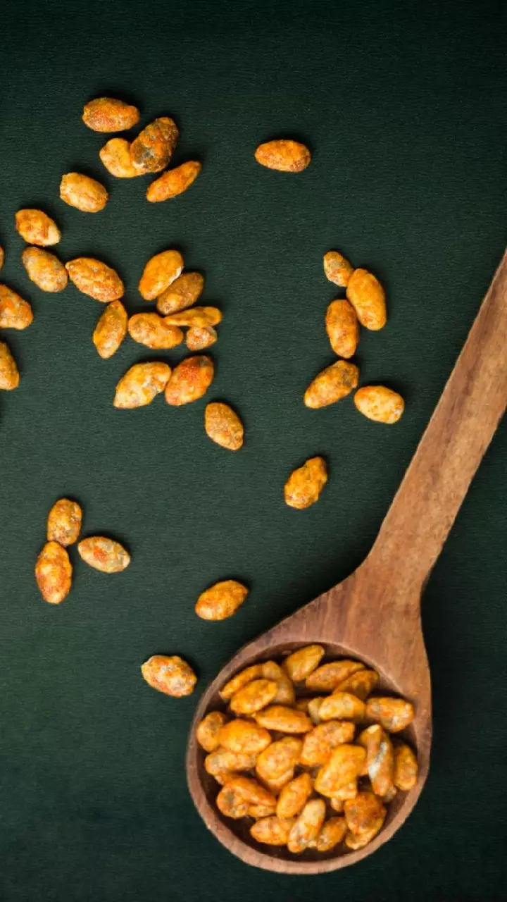 Pumpkin Seeds : గుమ్మడి గింజలతో బోలెడు లాభాలు.. కానీ వీళ్లు తింటే డేంజర్