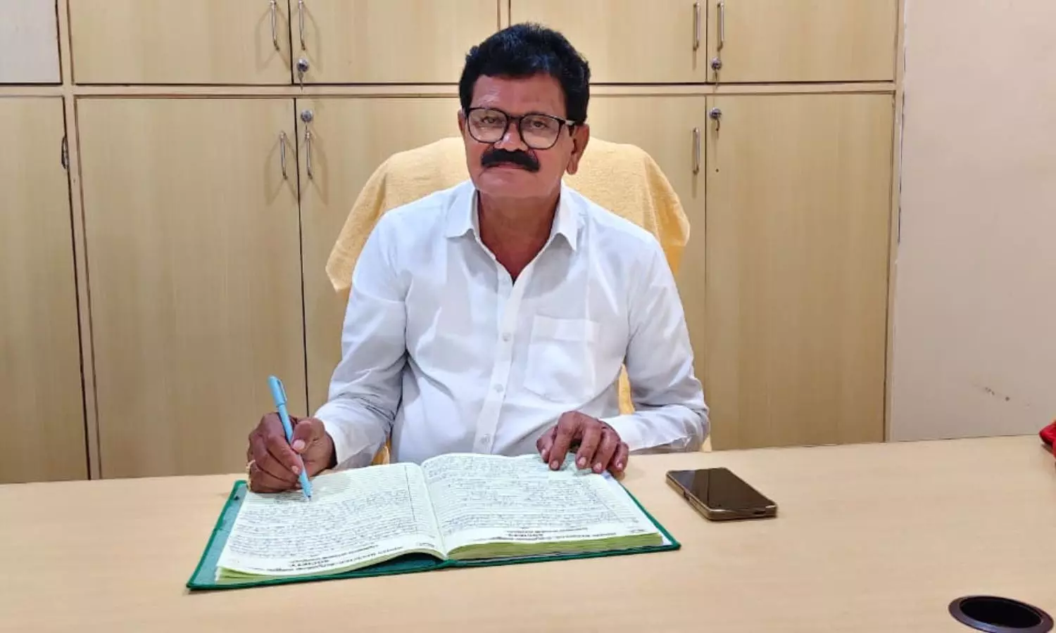 Julurupadu: జూలూరుపాడు పీఏసీఎస్ పరిధిలో మొక్కజొన్న కొనుగోళ్లు విజయవంతం: గోదాములకు 14,933 క్వింటాళ్ల నిల్వల తరలింపు!