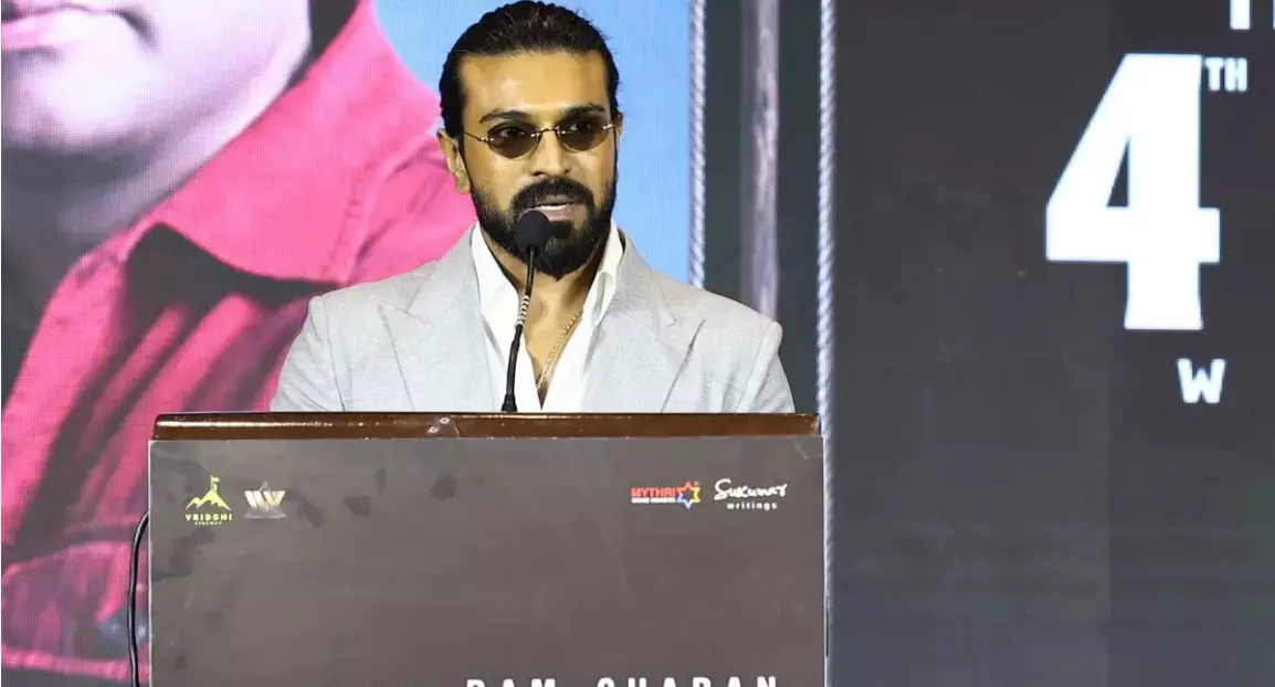 విజయ్ ఫ్యాన్స్‌కు పూనకాలు తెప్పించిన రామ్ చరణ్ స్పీచ్