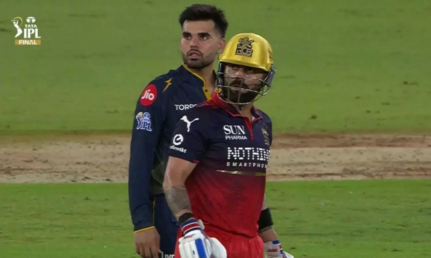 Kohli vs Gill Kohli vs Gill