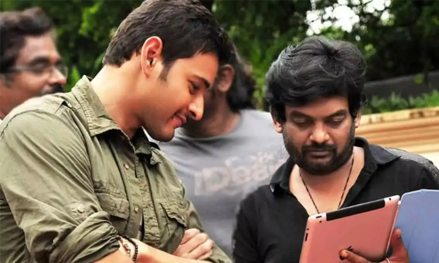 Pokiri: మెహర్ రమేష్ సలహాకు పూరీ ఫిదా... టైటిల్ మార్చకుంటే అట్టర్ ప్లాపయ్యేదేమో Pokiri: మెహర్ రమేష్ సలహాకు పూరీ ఫిదా... టైటిల్ మార్చకుంటే అట్టర్ ప్లాపయ్యేదేమో