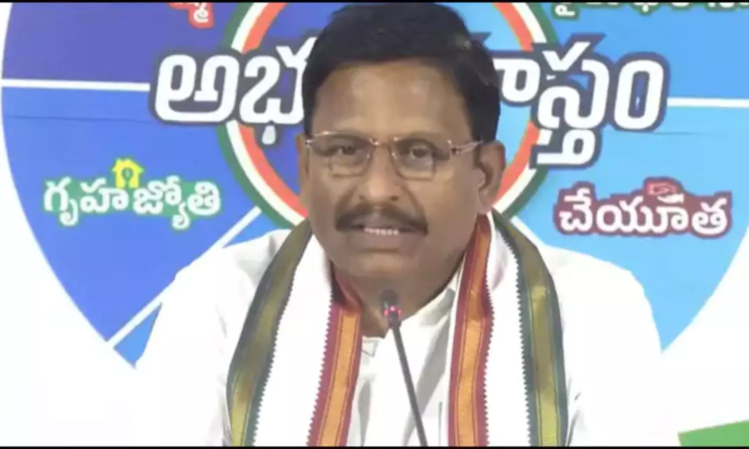Yennam Srinivas Reddy Yennam Srinivas Reddy