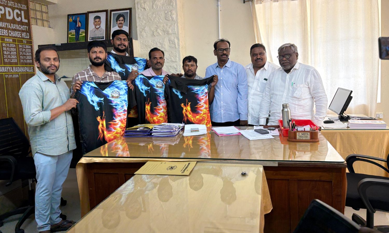 విజయనగరం పోటీలకు అన్నమయ్య జిల్లా క్రీడాకారులు రవాణా