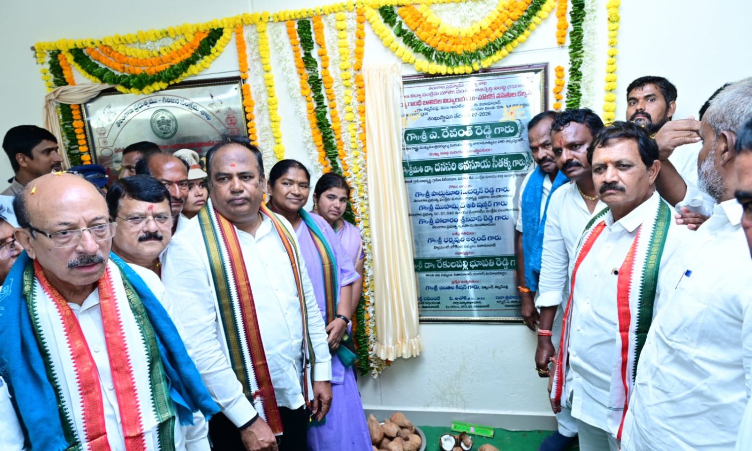 తిర్మాన్ పల్లిలో రూ.5 కోట్లతో బాలికల కళాశాల ప్రారంభం