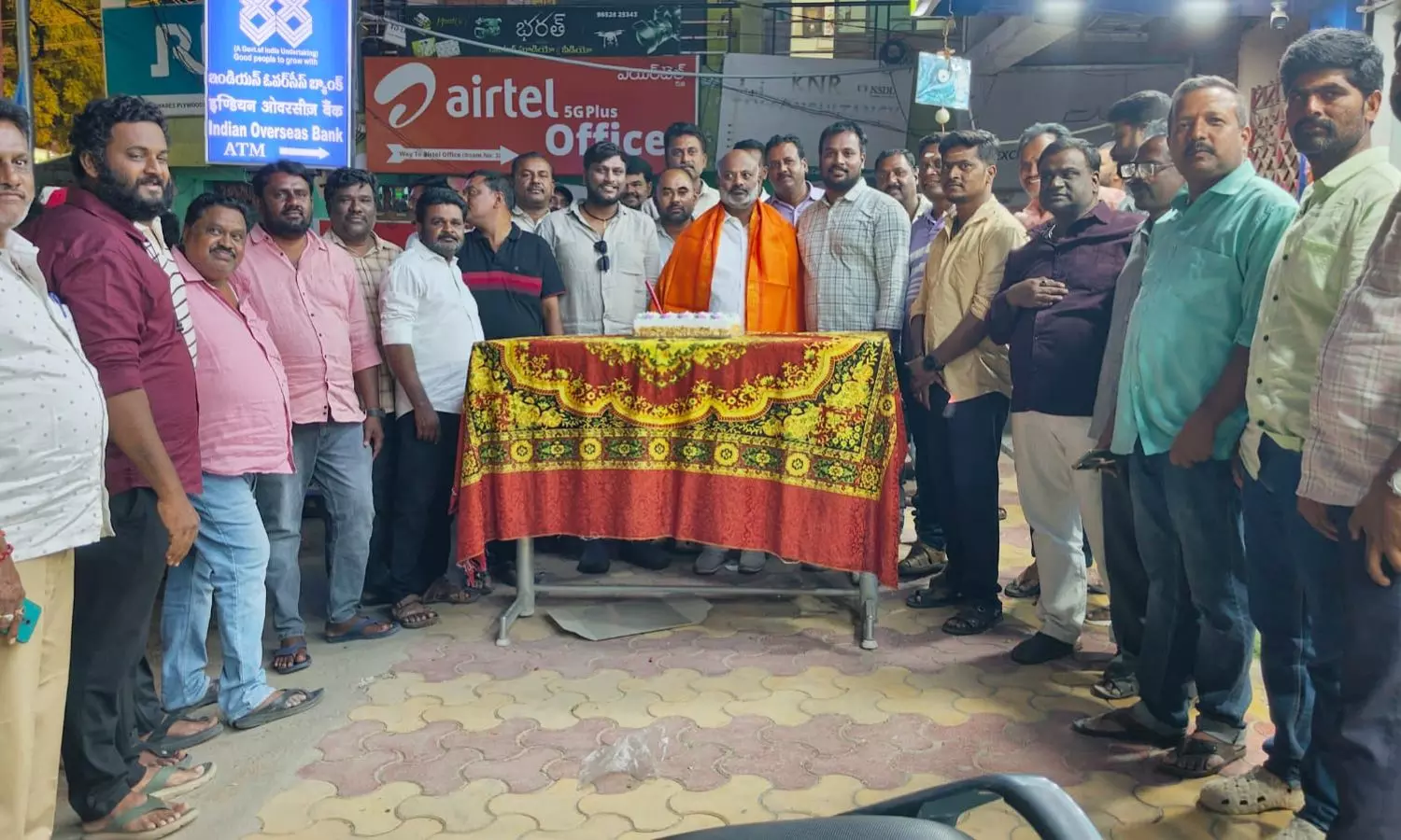 Madanapalle: మదనపల్లెలో టీడీపీ నేత శేషాచలపతి నాయుడు బర్త్‌డే వేడుకలు.. శ్రేణుల సందడి!