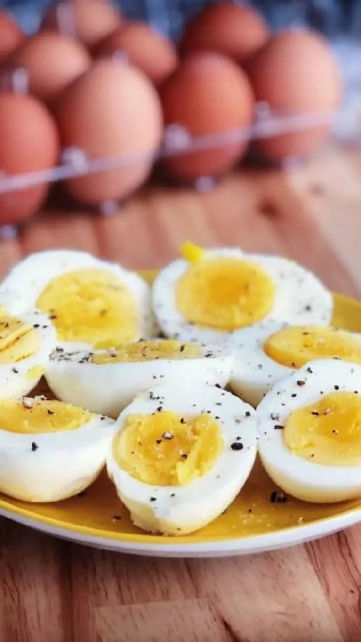 Boiled Egg : ఉడికించిన గుడ్డుపై మిరియాల పొడి చల్లుకుని తింటే.. 30 రోజుల్లో జరిగే మ్యాజిక్ ఇదే