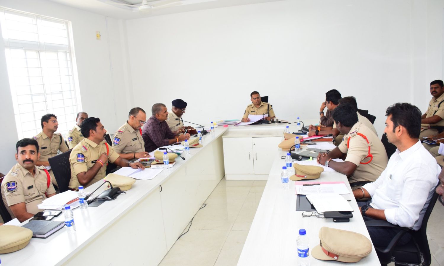 సిరిసిల్ల కేసుల దర్యాప్తు వేగవంతం చేయాలి.. ఎస్పీ