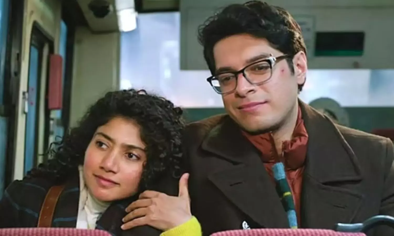 Ek Din Ek Din