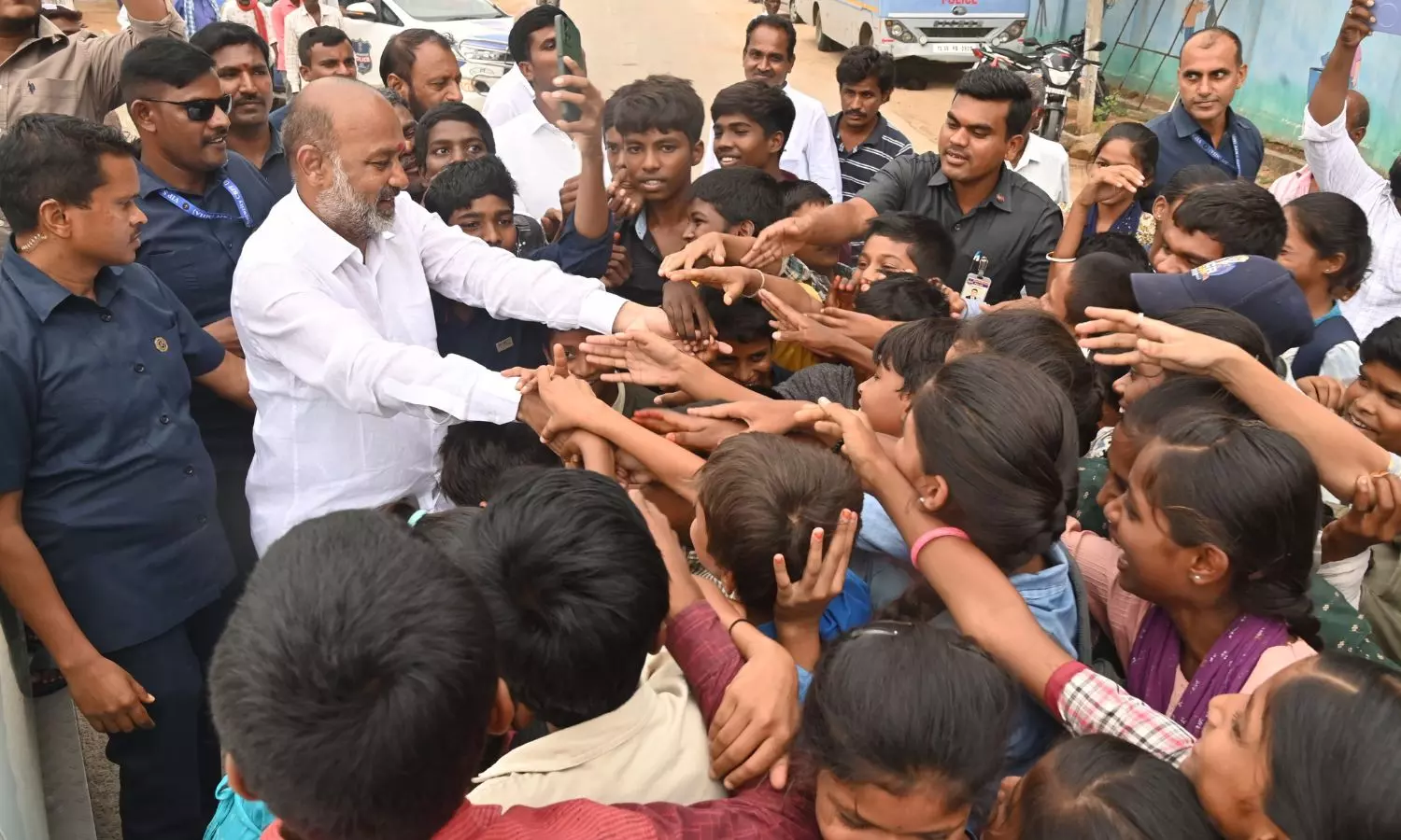 Mustabad Mustabad