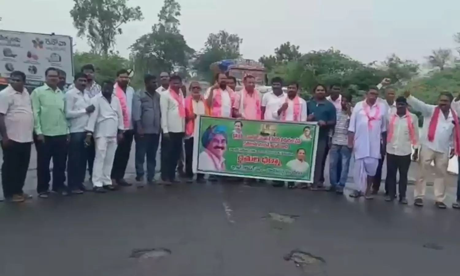 Rayaparthi Rayaparthi