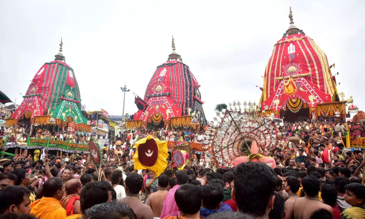 Puri Jagannath: పూరీ గురించి ఎవరికీ తెలియని రహస్యం...ఈ తాబేలు, కాకినే సాక్ష్యం Puri Jagannath: పూరీ గురించి ఎవరికీ తెలియని రహస్యం...ఈ తాబేలు, కాకినే సాక్ష్యం