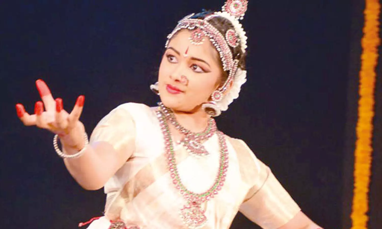 German Dancer Ananya Navaratnam Bharatanatyam Performance Hyderabad German Dancer Ananya Navaratnam Bharatanatyam Performance Hyderabad