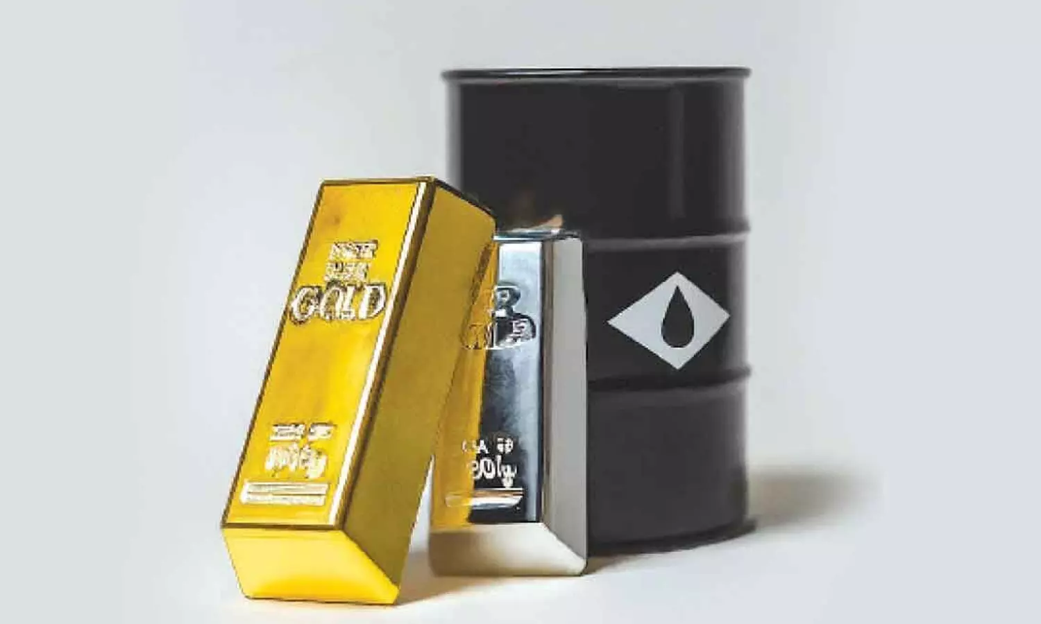 Gold, Silver and Crude Oil Prices Hike in Futures Market Gold, Silver and Crude Oil Prices Hike in Futures Market