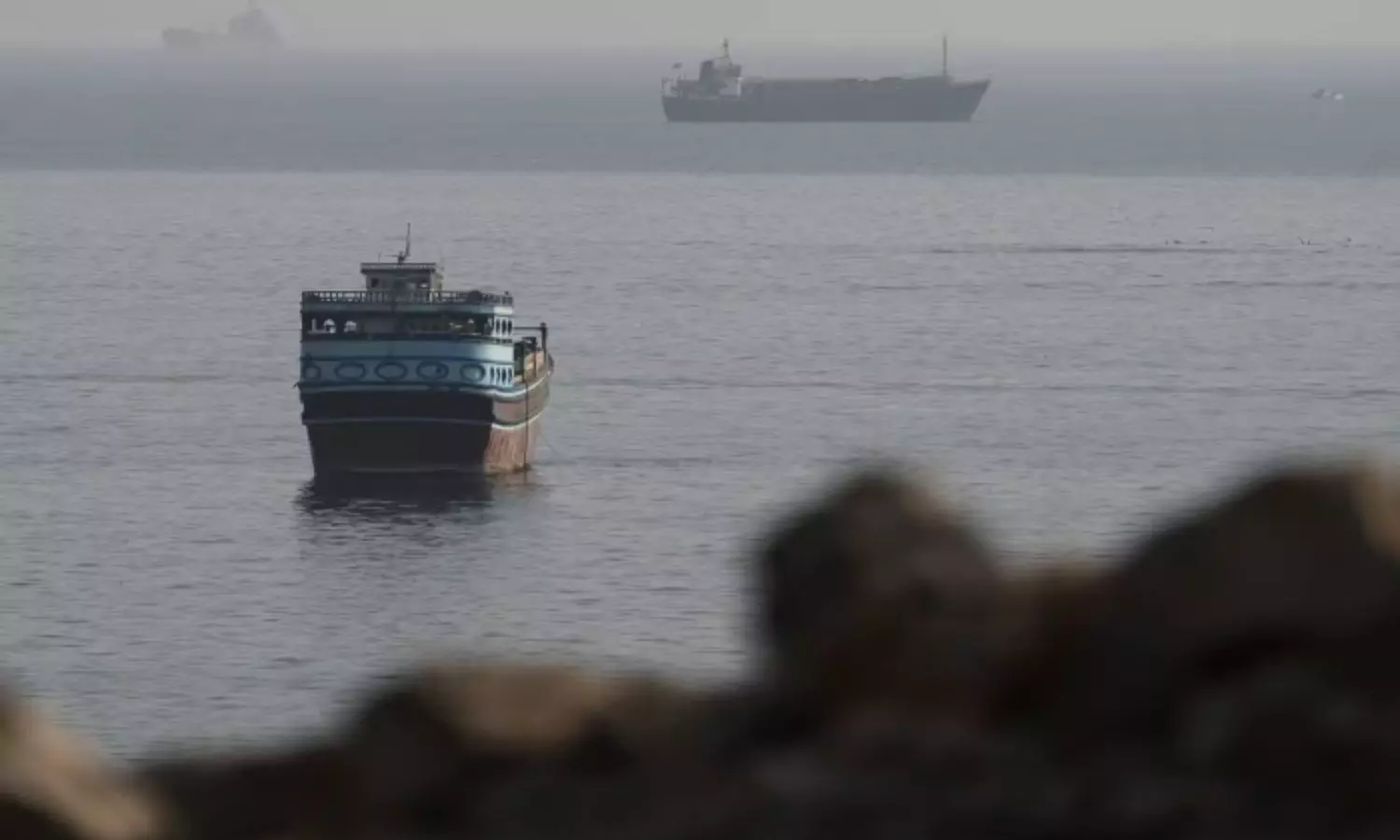 Iran Oman Hormuz Deal: హోర్ముజ్‌ జలసంధిపై ఇరాన్‌ పట్టు... వాణిజ్యమార్గంలో భారీ మార్పులు