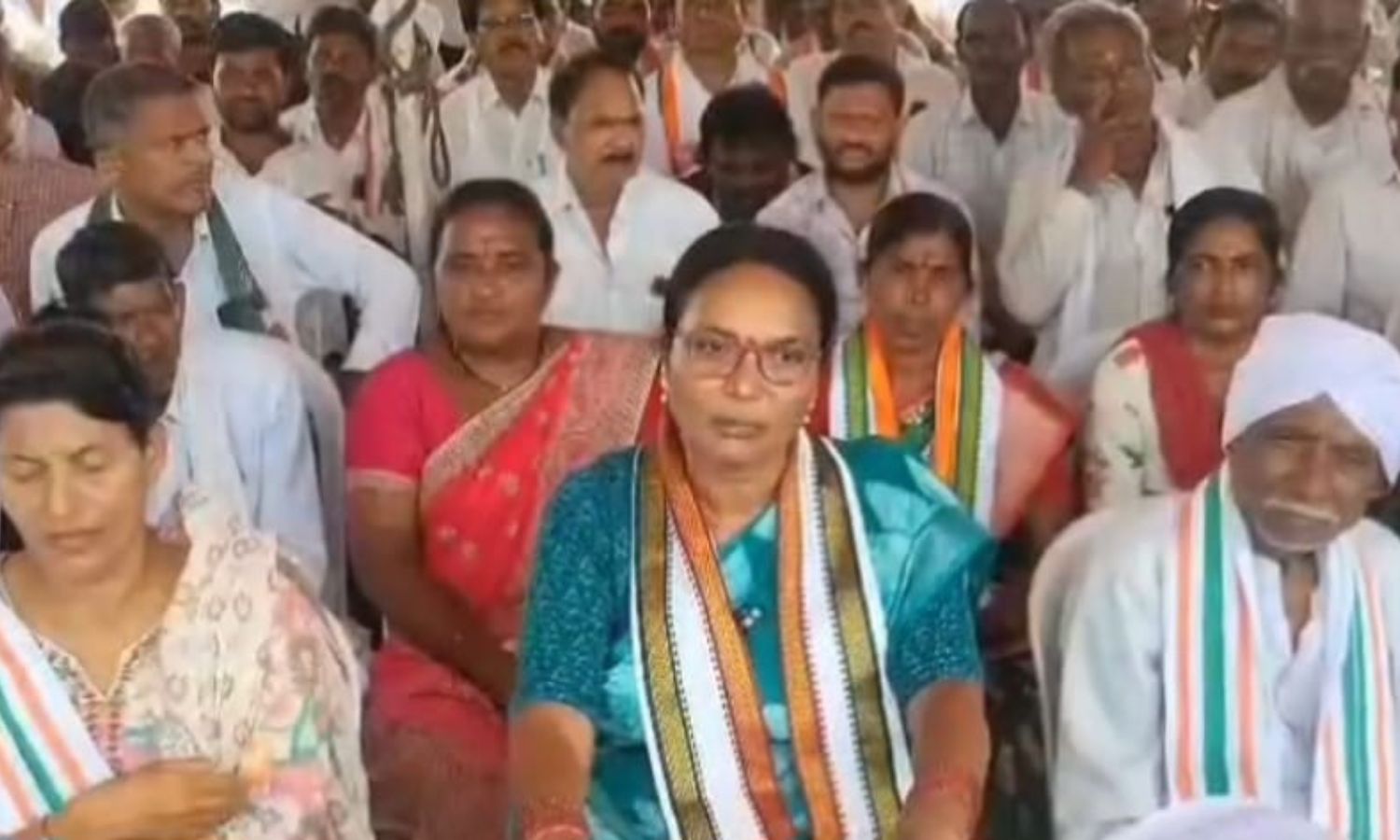 డీసీసీ హటావో నిరసనపై ఆత్రం సుగుణ తీవ్ర ఆగ్రహం